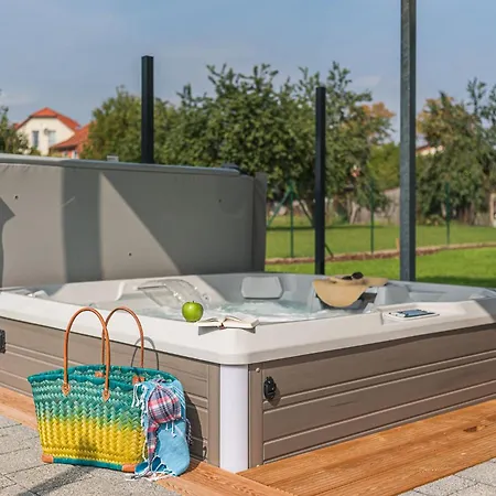 Apartment Luxus_spa_eg_fewo Aquamarin _we 1_ *